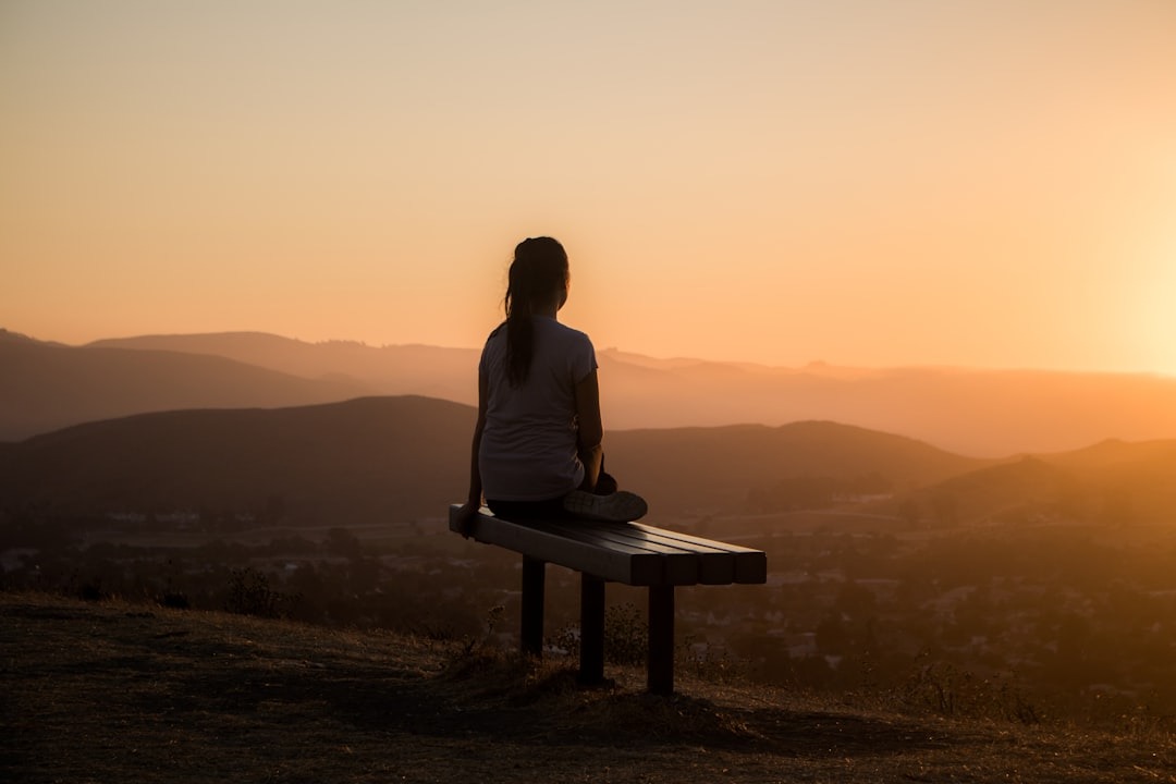 10 Questions to Ask Before Hiring a Memoir Writer